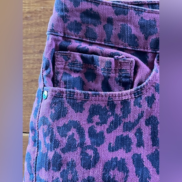 EUC Social Standards by Sanctuary Animal Print Ankle Skinny Jeans - Picture 3 of 14